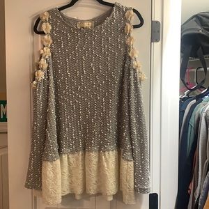 a’reve. worn a couple times. size large